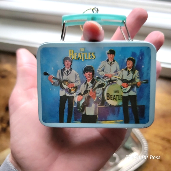 The Beatles Mini Tin Lunchbox - Picture 3 of 9